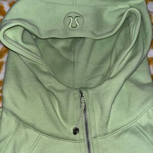 Lululemon scuba